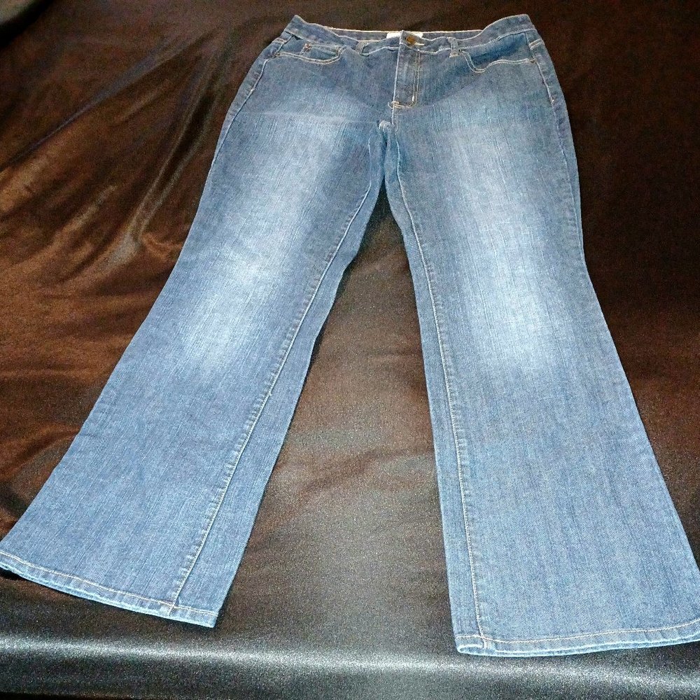 Women's Fashion Bug Jeans Size 14 Tall